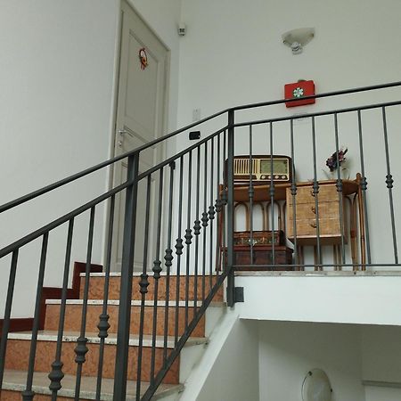 Casa Orisca Villa Lesa Ruang foto